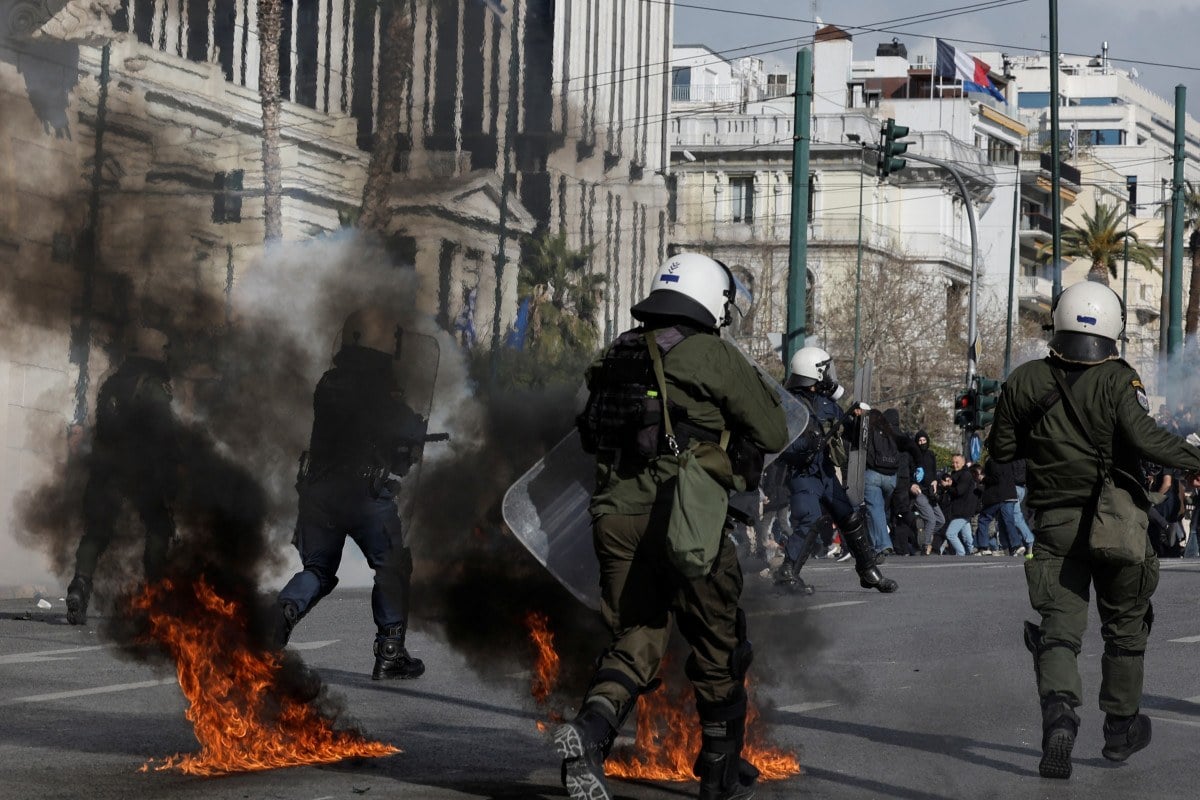 1710029694 340 Yunanistanda ozel universite acilmasin protestolari 8 yarali