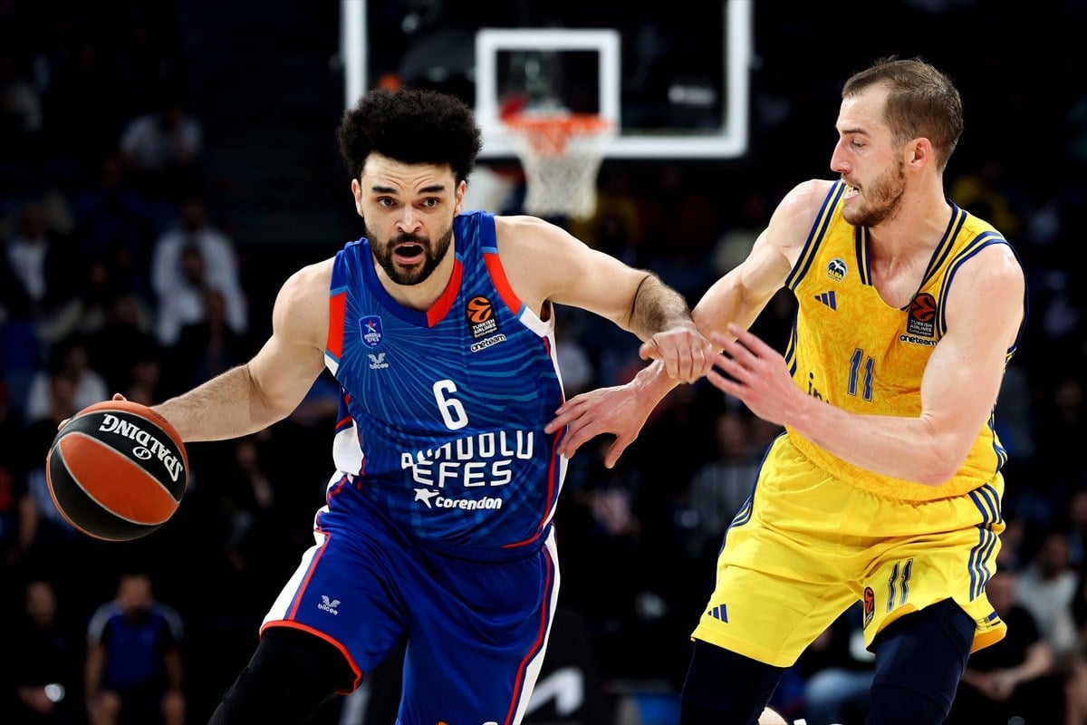 1711071177 866 Alba Berlini yenen Anadolu Efes play in umutlarini surdurdu