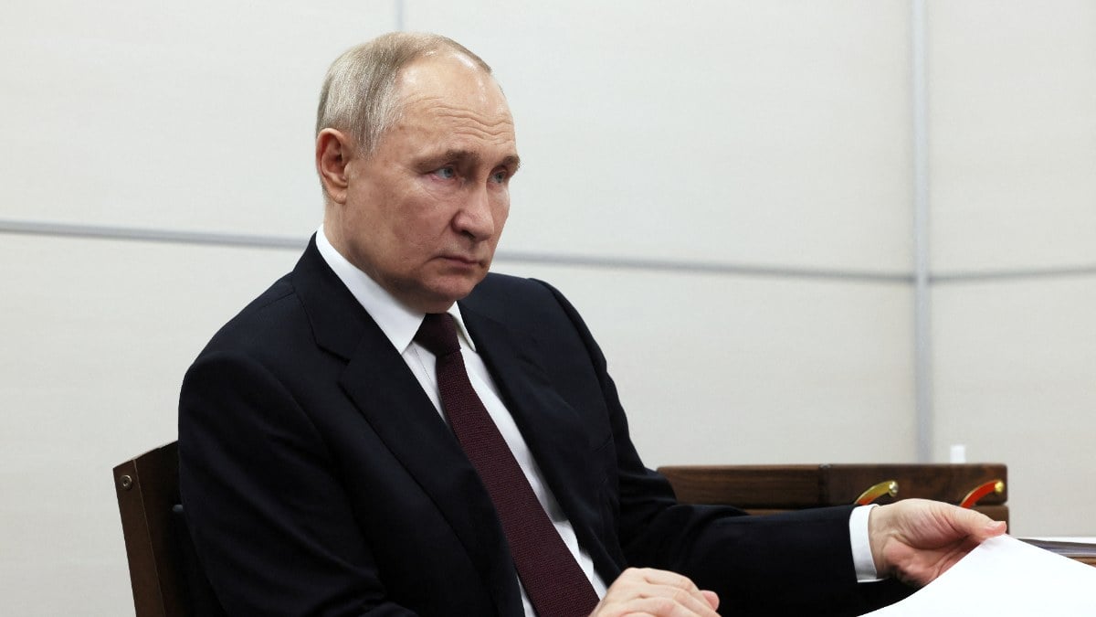 Rusya Devlet Baskani Putin Ingiltereyle balikcilik anlasmasini iptal etti