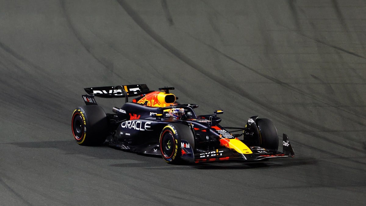 Suudi Arabistan Grand Prixinde kazanan Max Verstappen