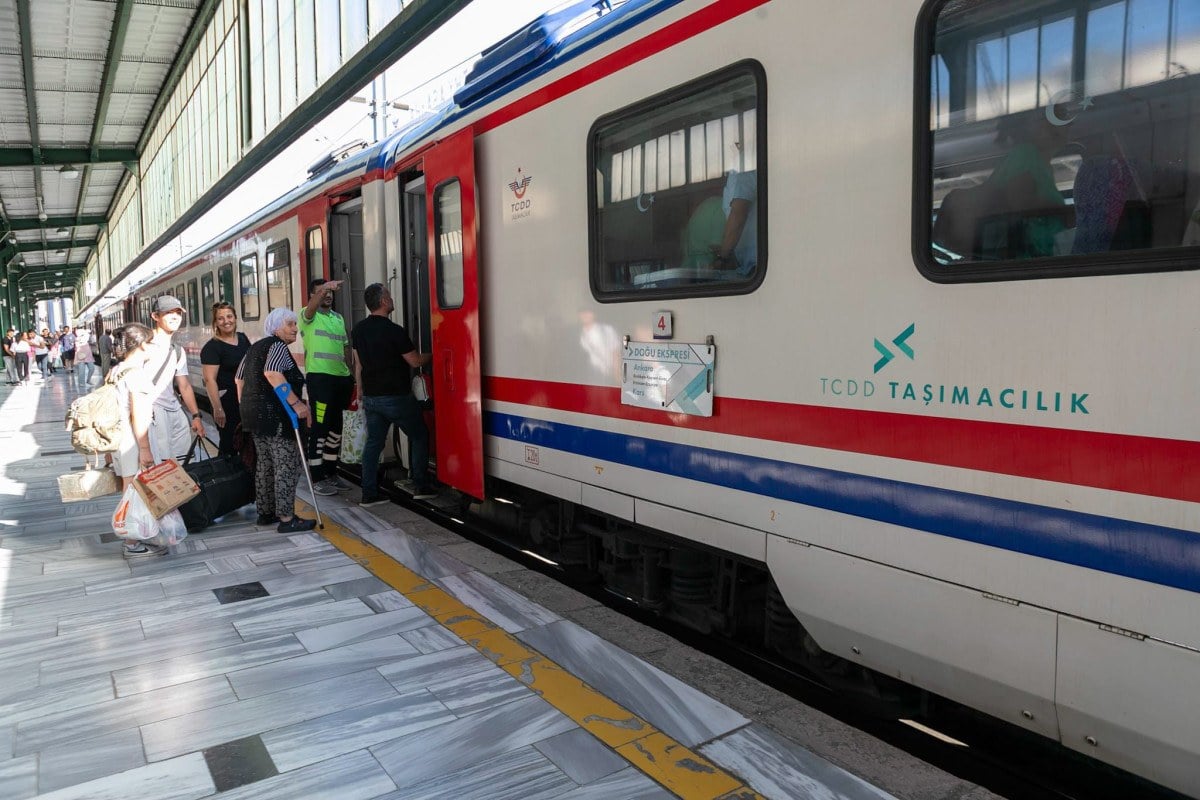 1712817967 144 Yeni turistik trenlerin yola cikacagi tarih belli oldu Ankaradan Tatvana