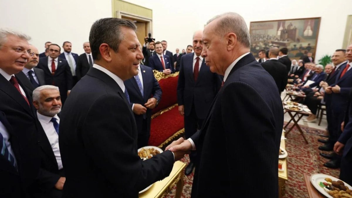 Cumhurbaskani Erdogan ile Ozgur Ozel gorusmesinde detaylar netlesti
