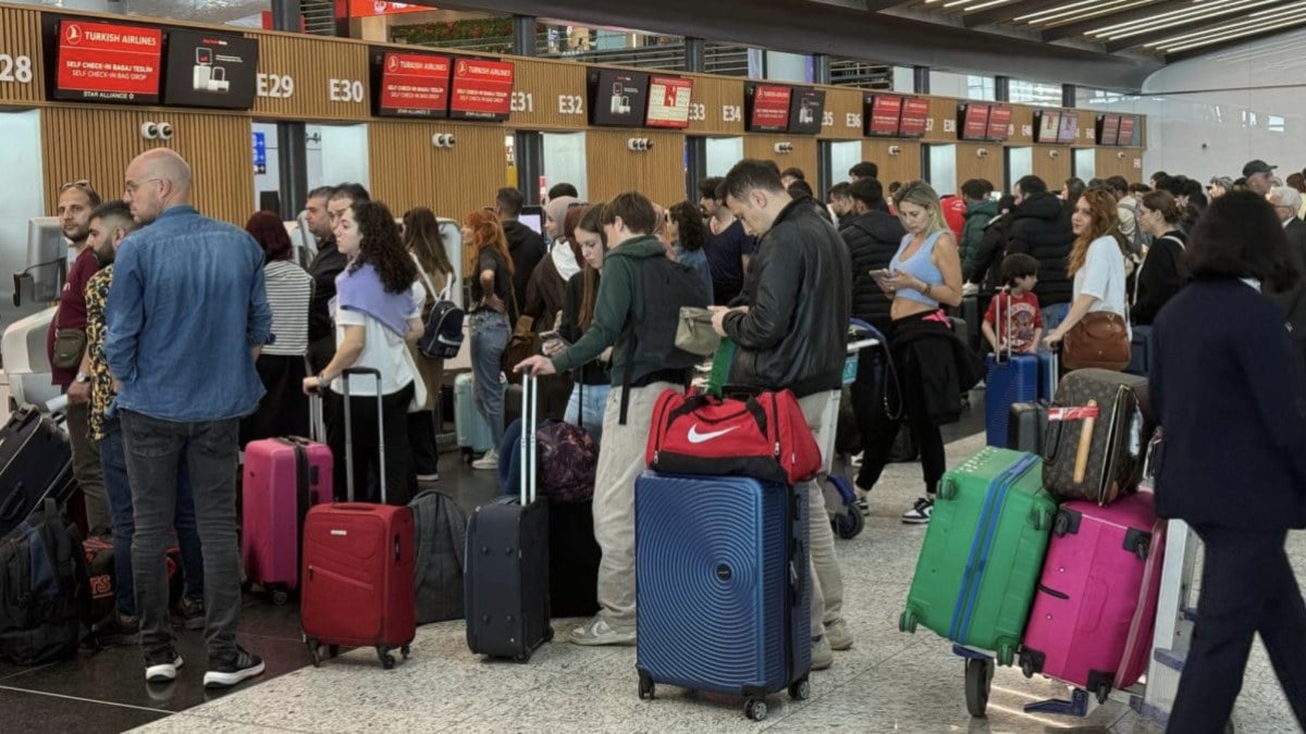 Istanbul Havalimanindan dun 222 bin yolcu seyahat etti