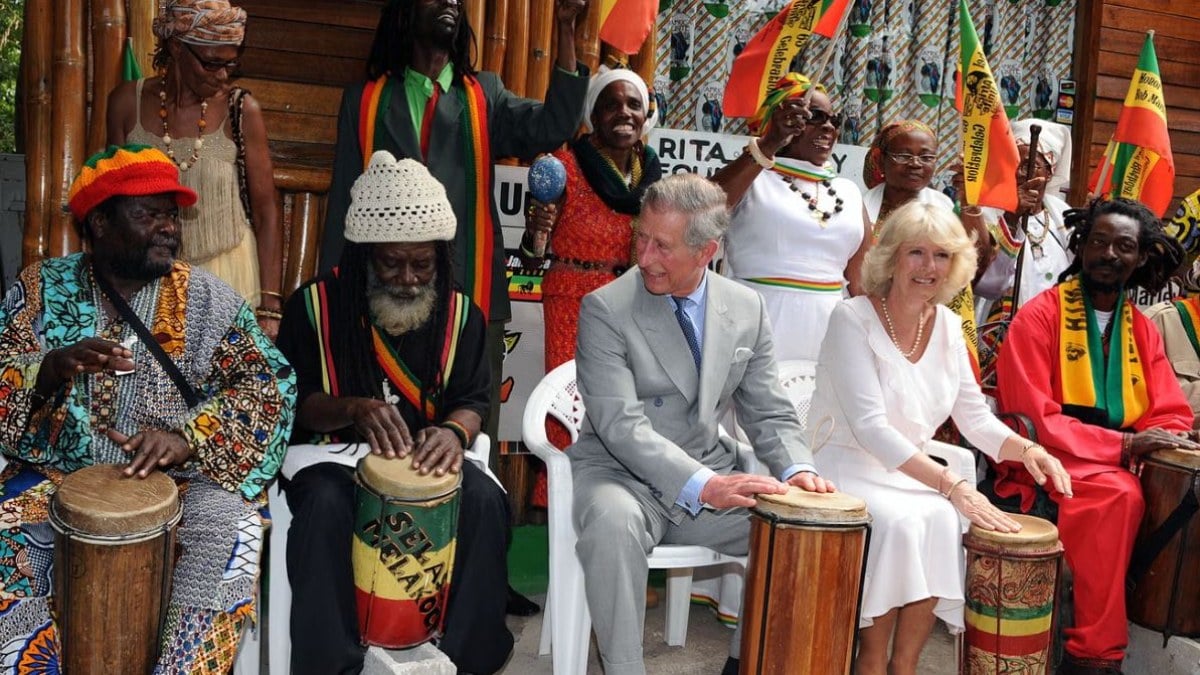 Jamaika Ingiltere Kral Charlesi ulke liderliginden uzaklastirmak istiyor