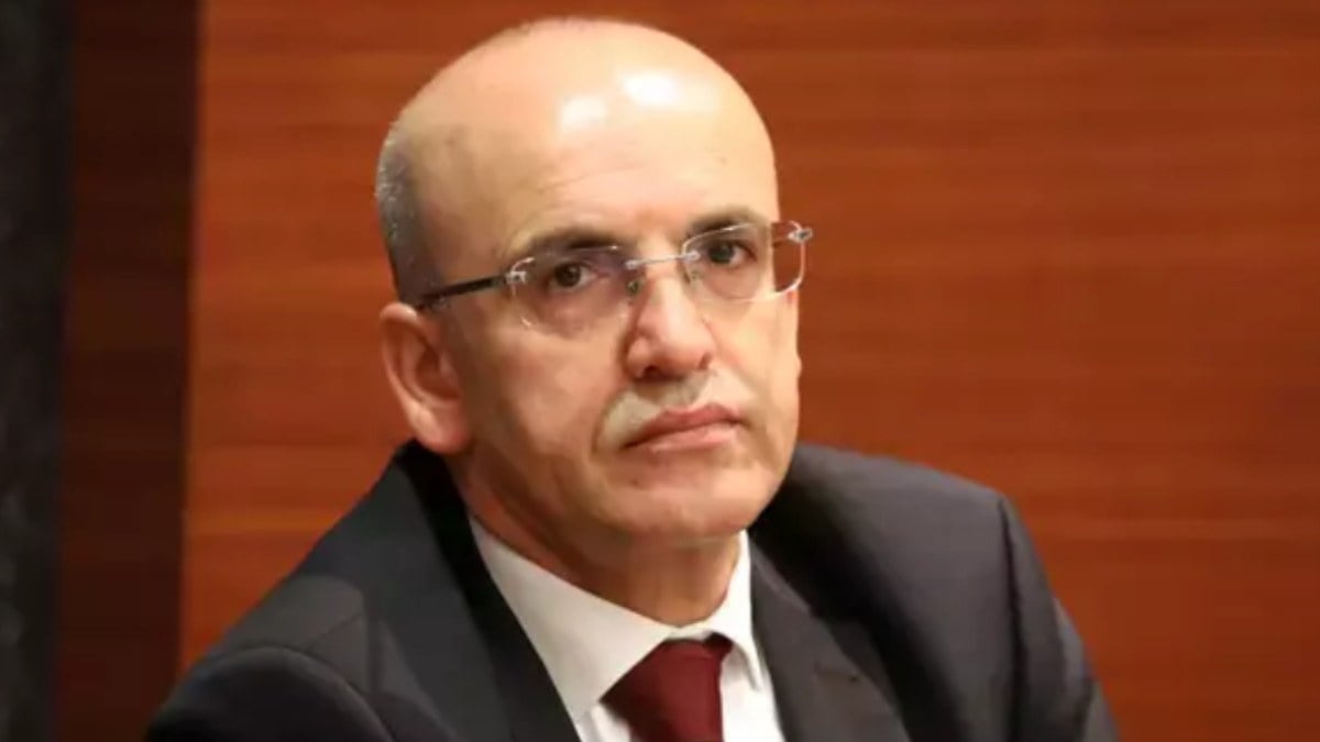 Mehmet Simsek emeklilere neden zam yapilmadigini acikladi