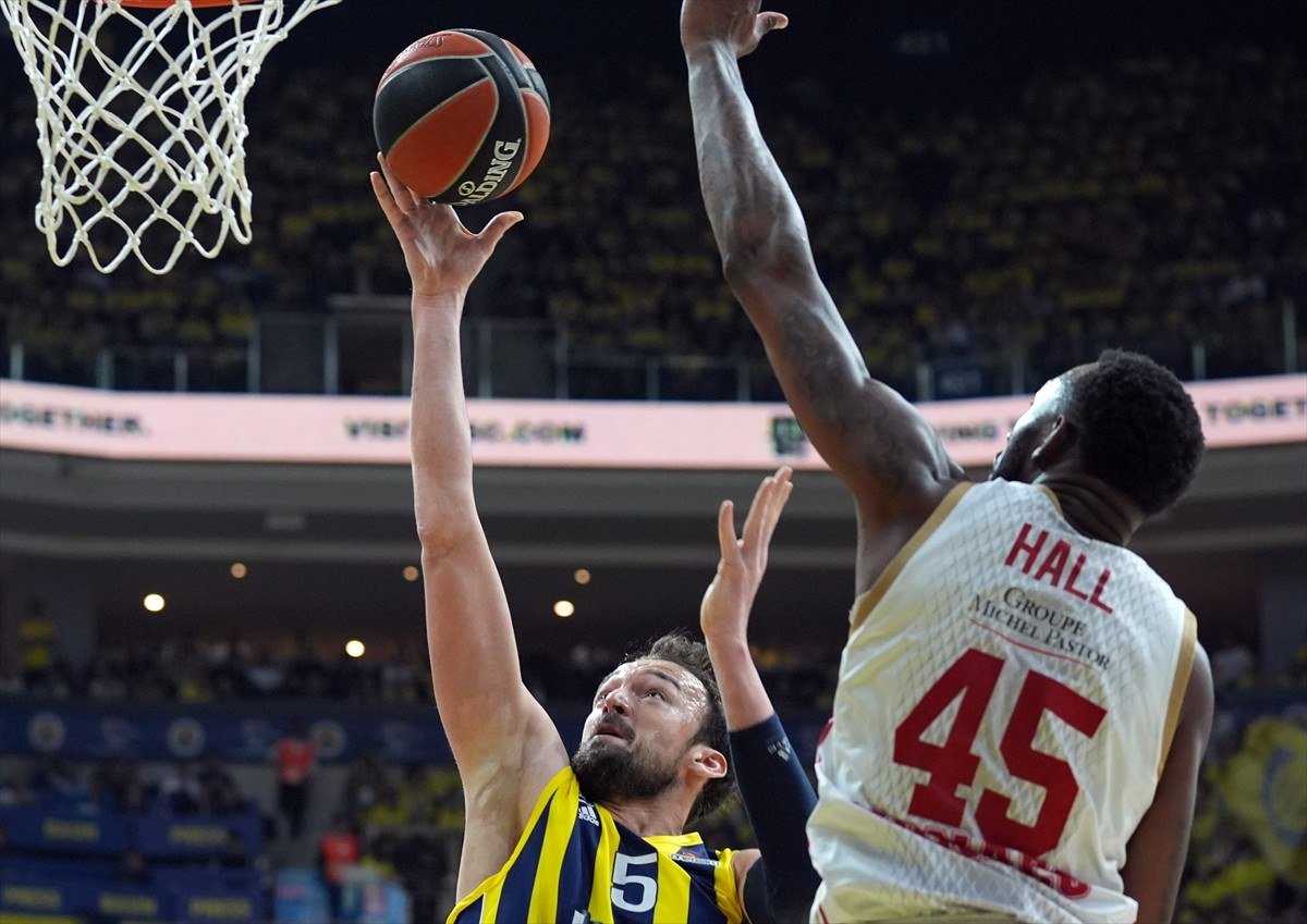 1714747689 340 Fenerbahce Monacoyu maglup etti